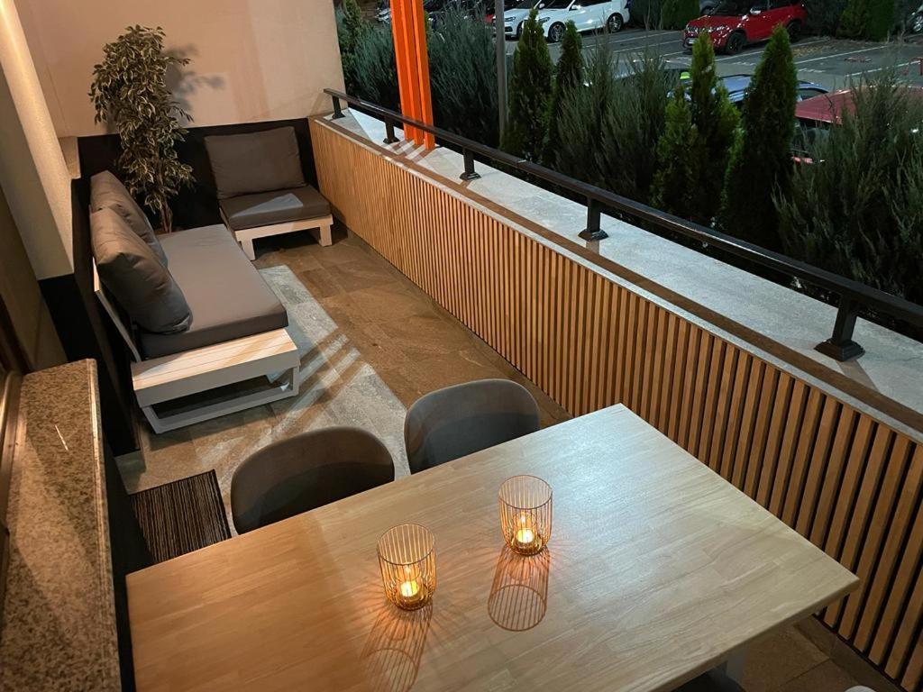 Apartment Chic By Landev Brasov Exterior photo