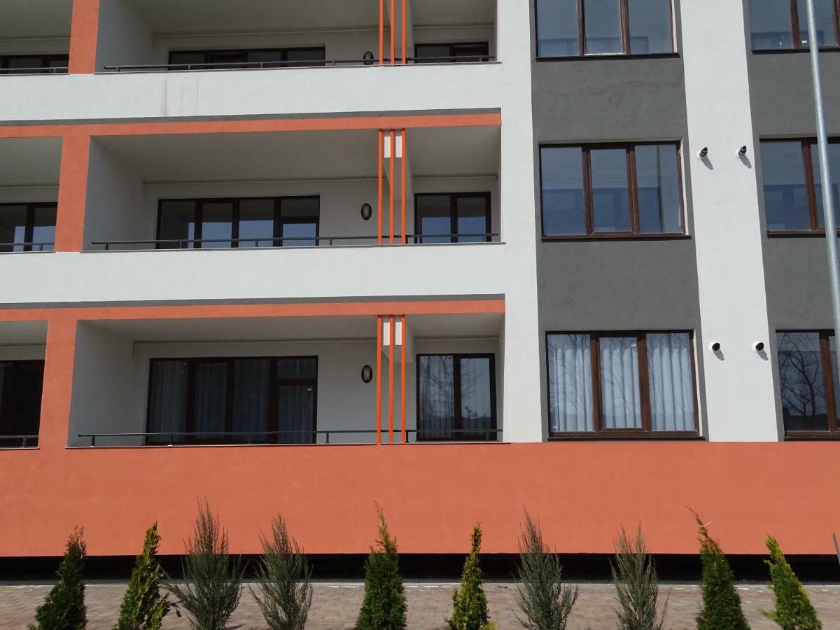 Apartment Chic By Landev Brasov Exterior photo