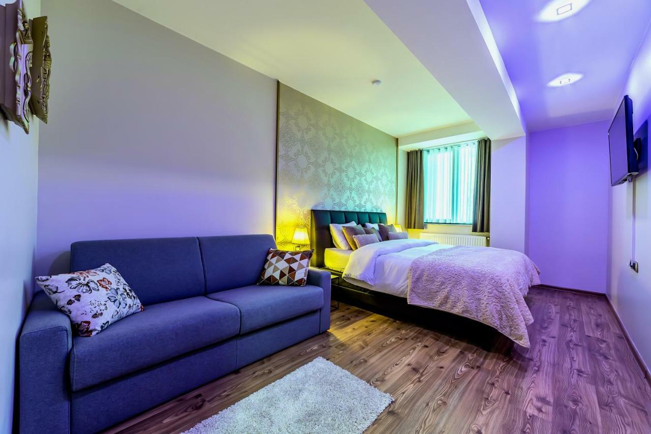 Apartment Chic By Landev Brasov Exterior photo